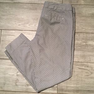 2/$30 Banana Republic Hampton Fit Ankle Geometric